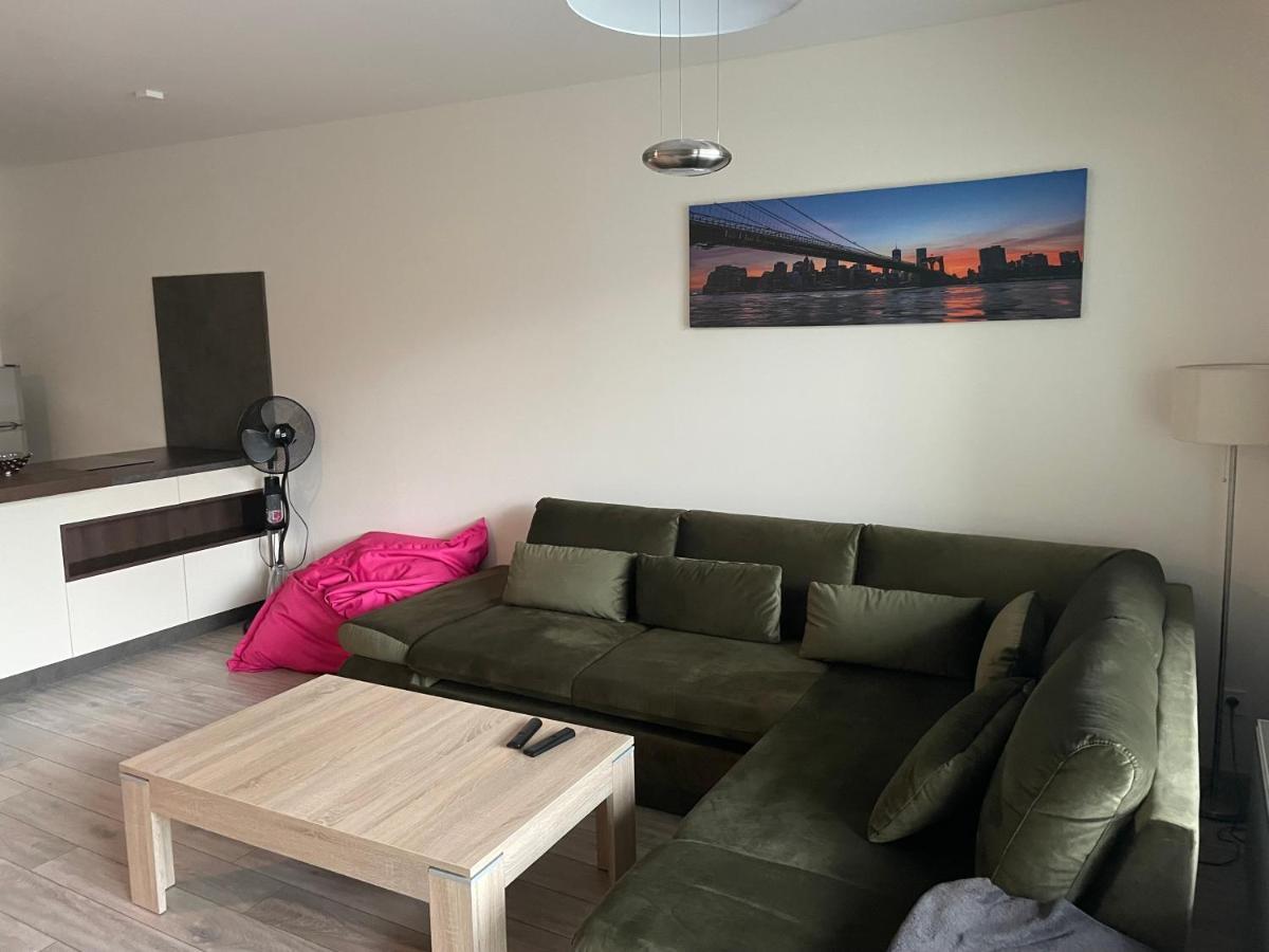 Garden Apartman Radnica - Private Parking Included Košice Eksteriør billede