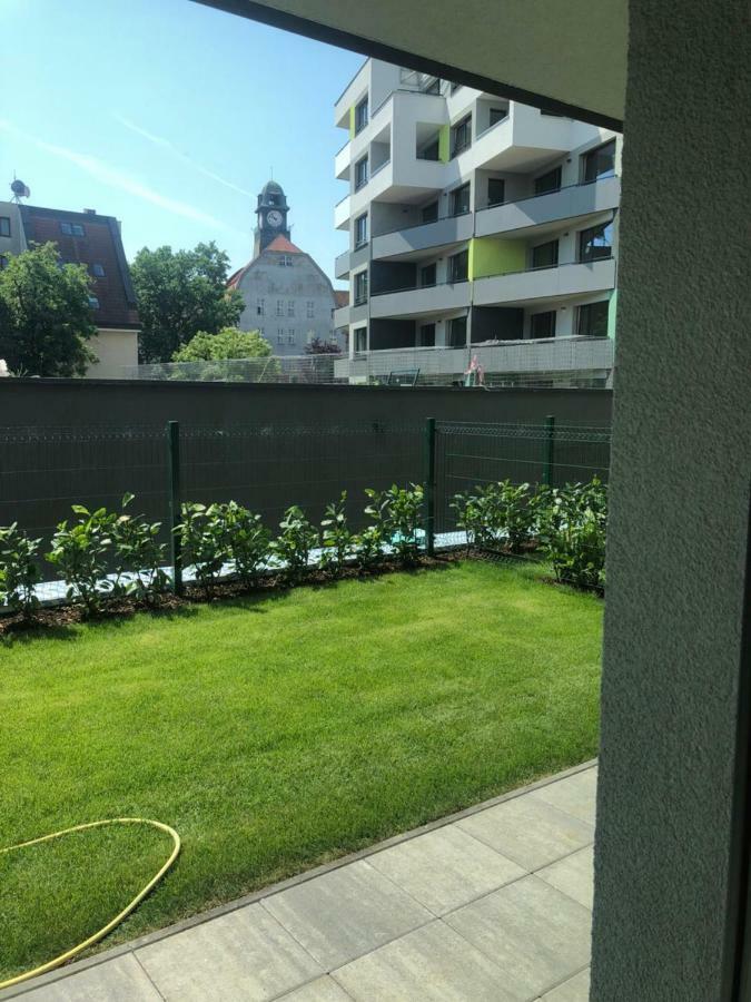 Garden Apartman Radnica - Private Parking Included Košice Eksteriør billede